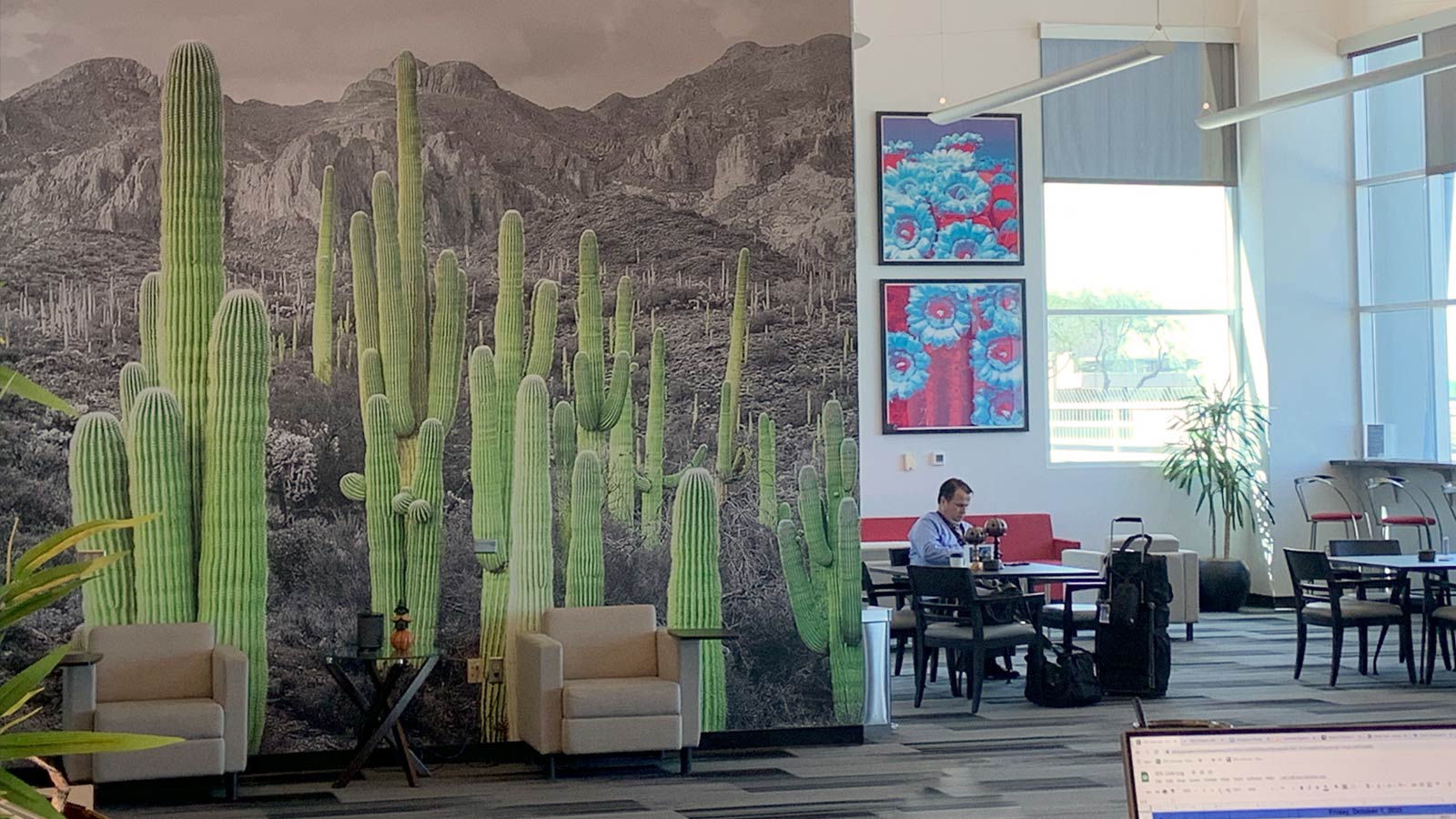 Large format fine art printing and wallcoverings, wallpaper, printing Custom wall murals, wallcovering and wallpaper printing in Arizona.
